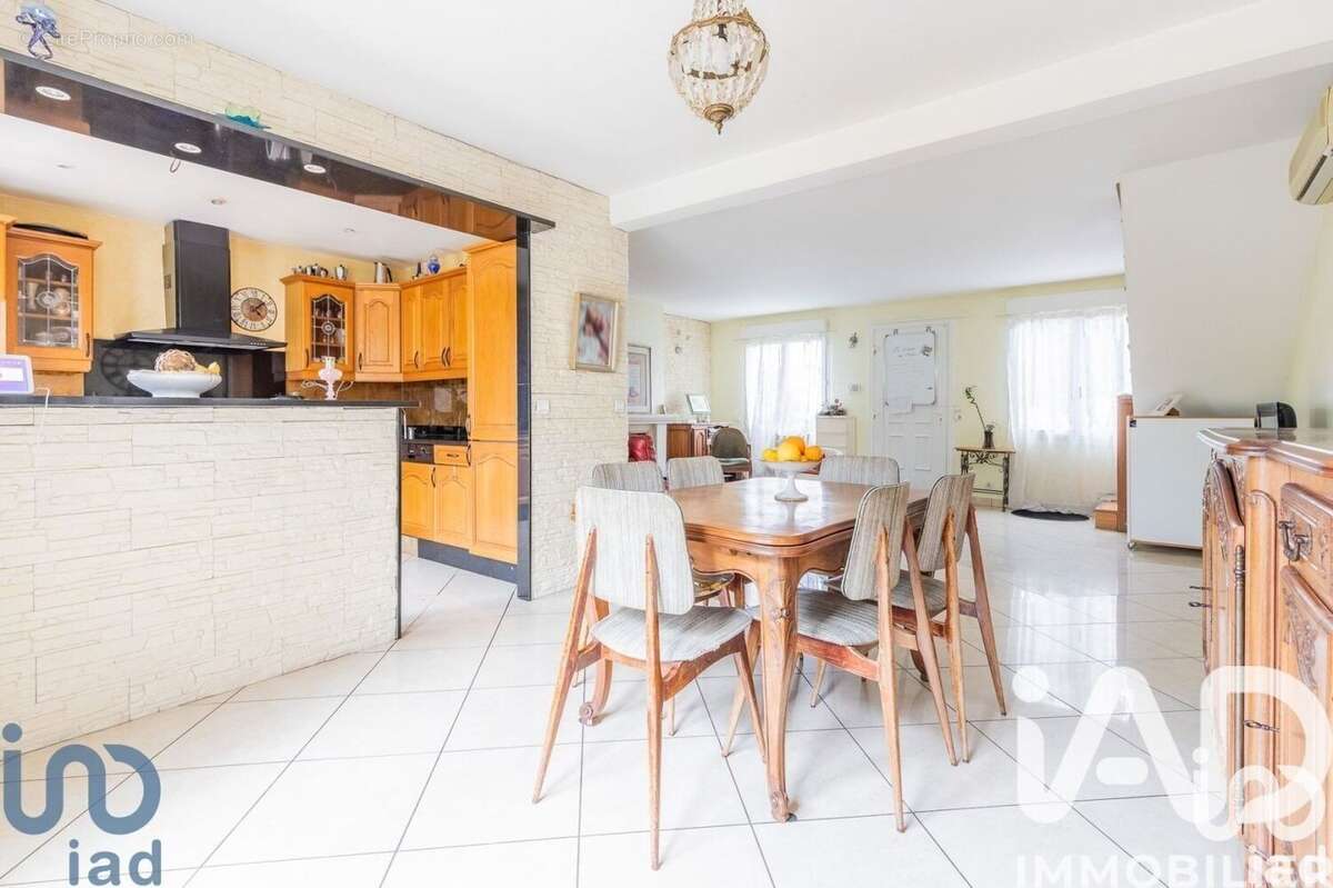 Photo 6 - Maison à SAVIGNY-SUR-ORGE