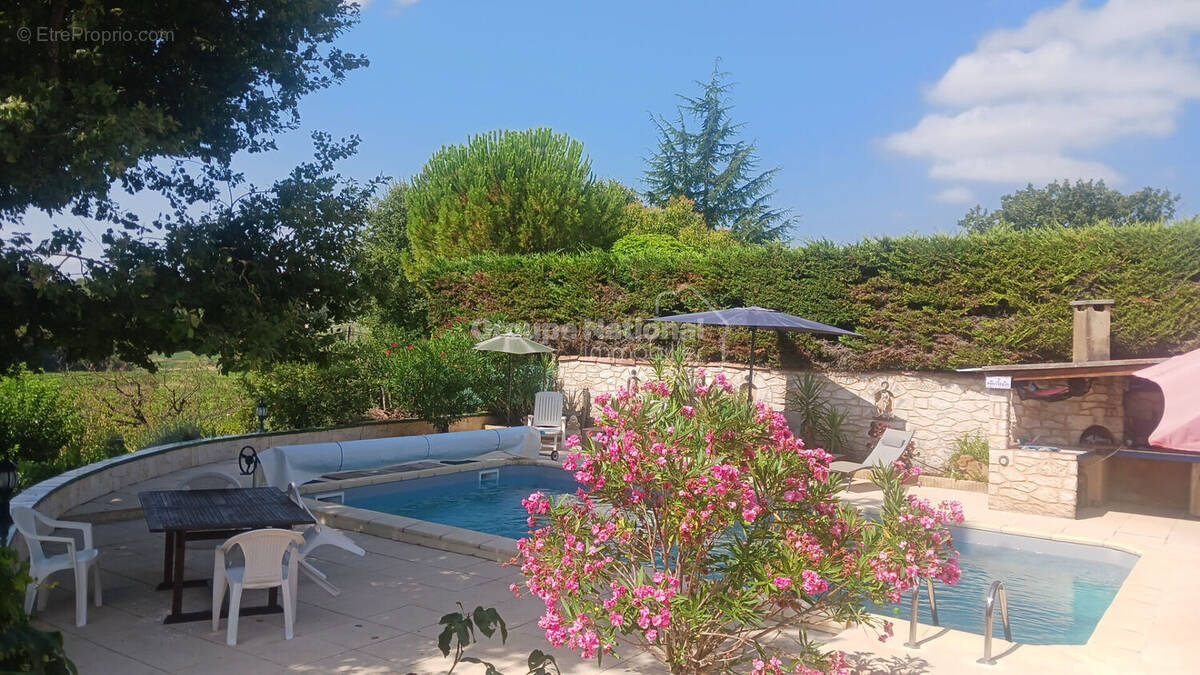 Maison à SABRAN