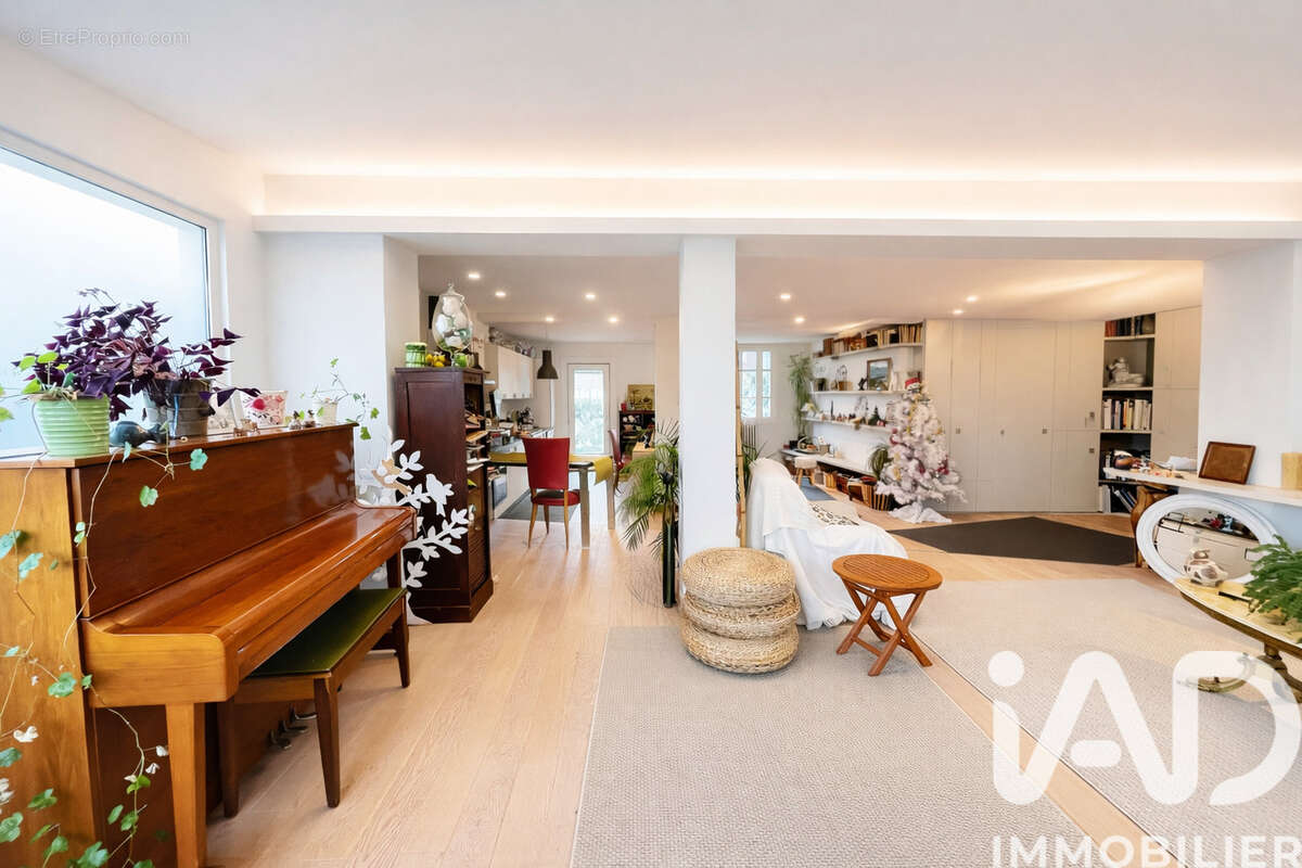 Photo 8 - Maison à IVRY-SUR-SEINE