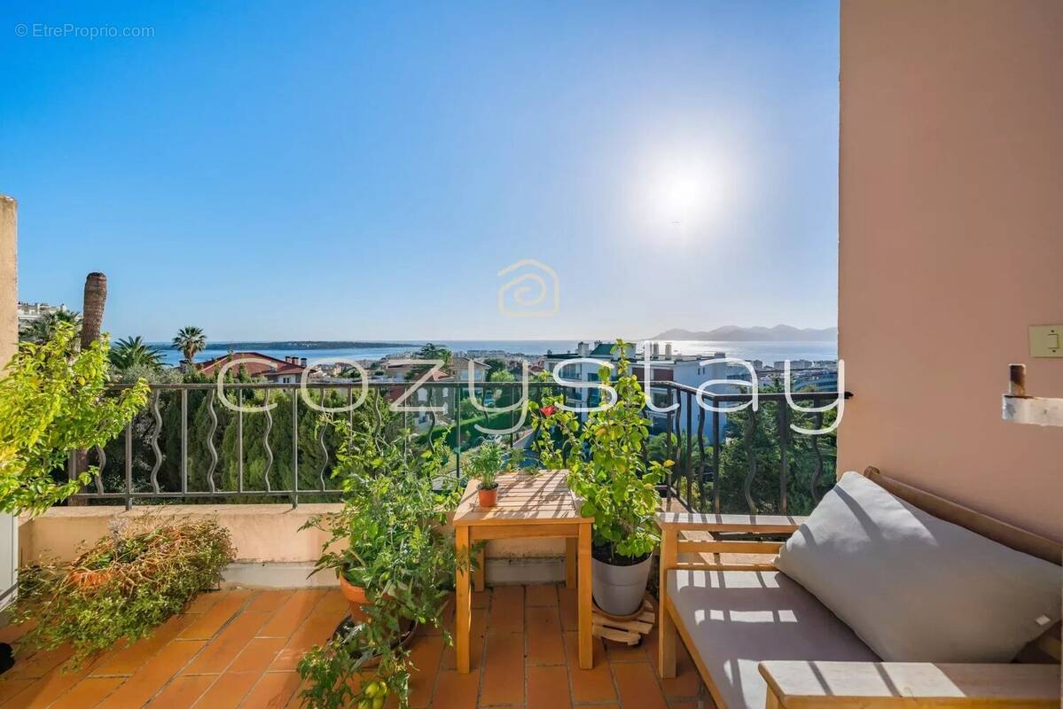 Appartement à CANNES