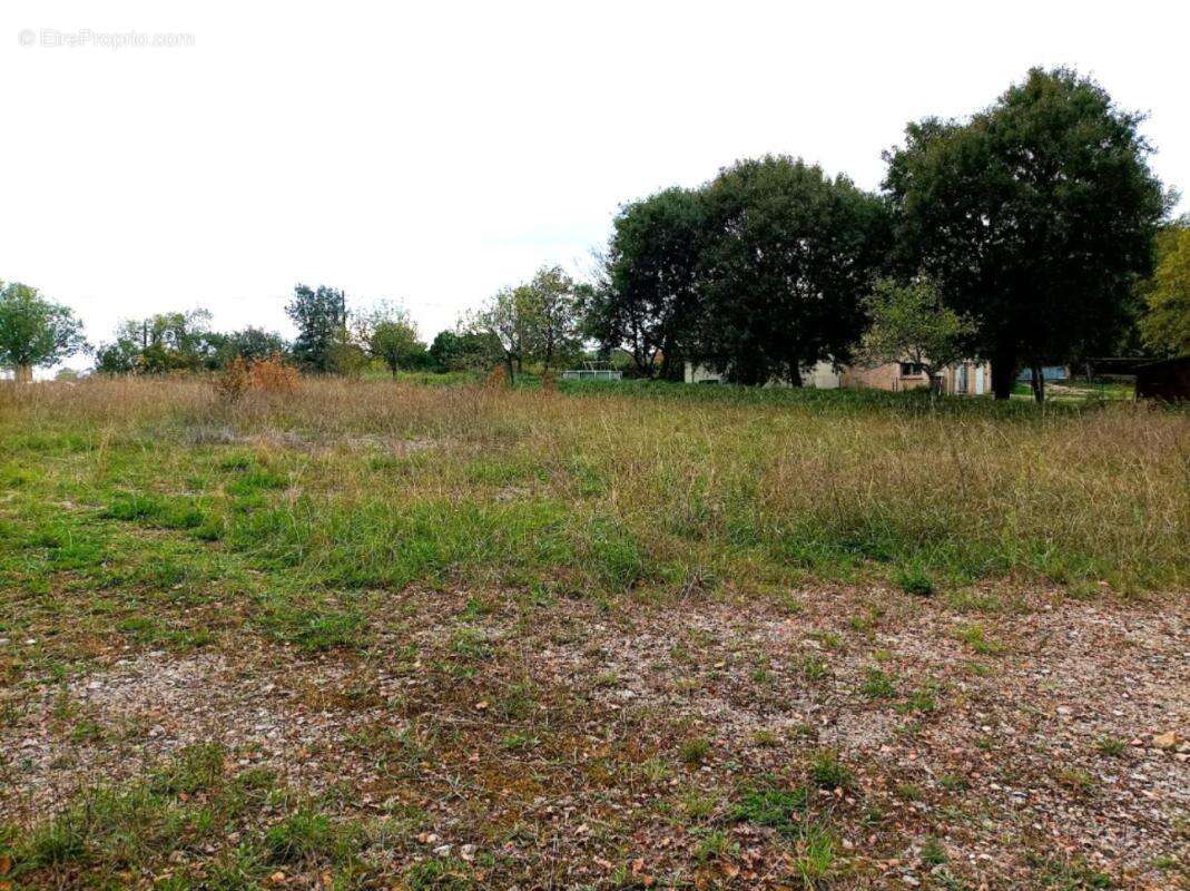 Terrain constructible  à vendre 1 714 m² - photo 3