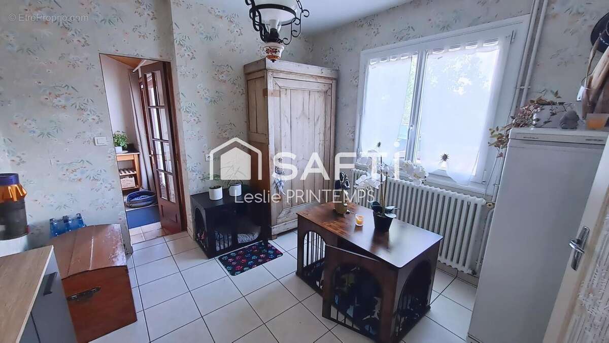 Maison 113 m² à La Caillere-Saint-Hilaire  - photo 4