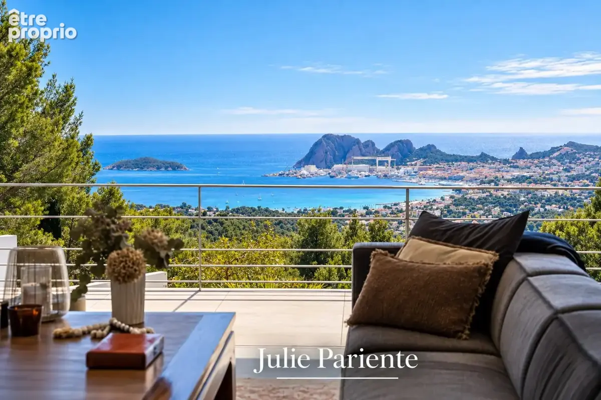 Propriété contemporaine d'exception avec vue mer panoramique à vendre 7 pièces CEYRESTE (13) - photo 3