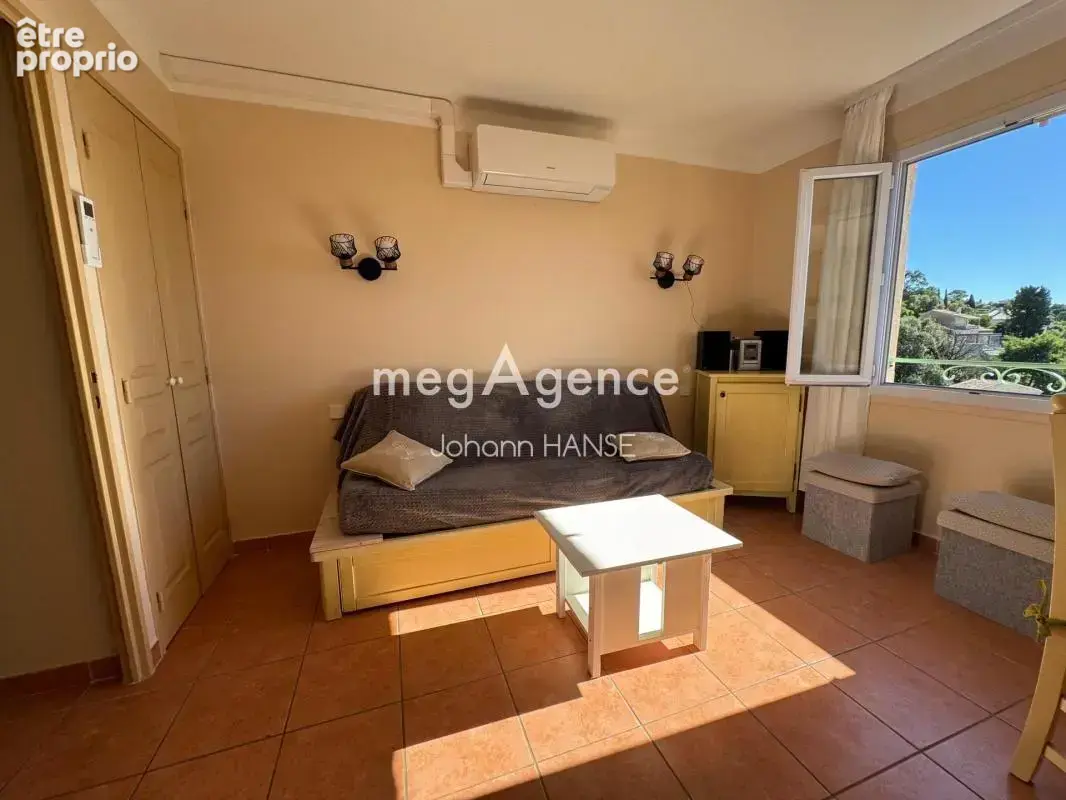 Les Issambres – Vue mer – T2 rénové avec balcon – Piscine et tennis - photo 5