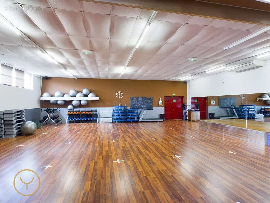 Commerce à ROMILLY-SUR-SEINE