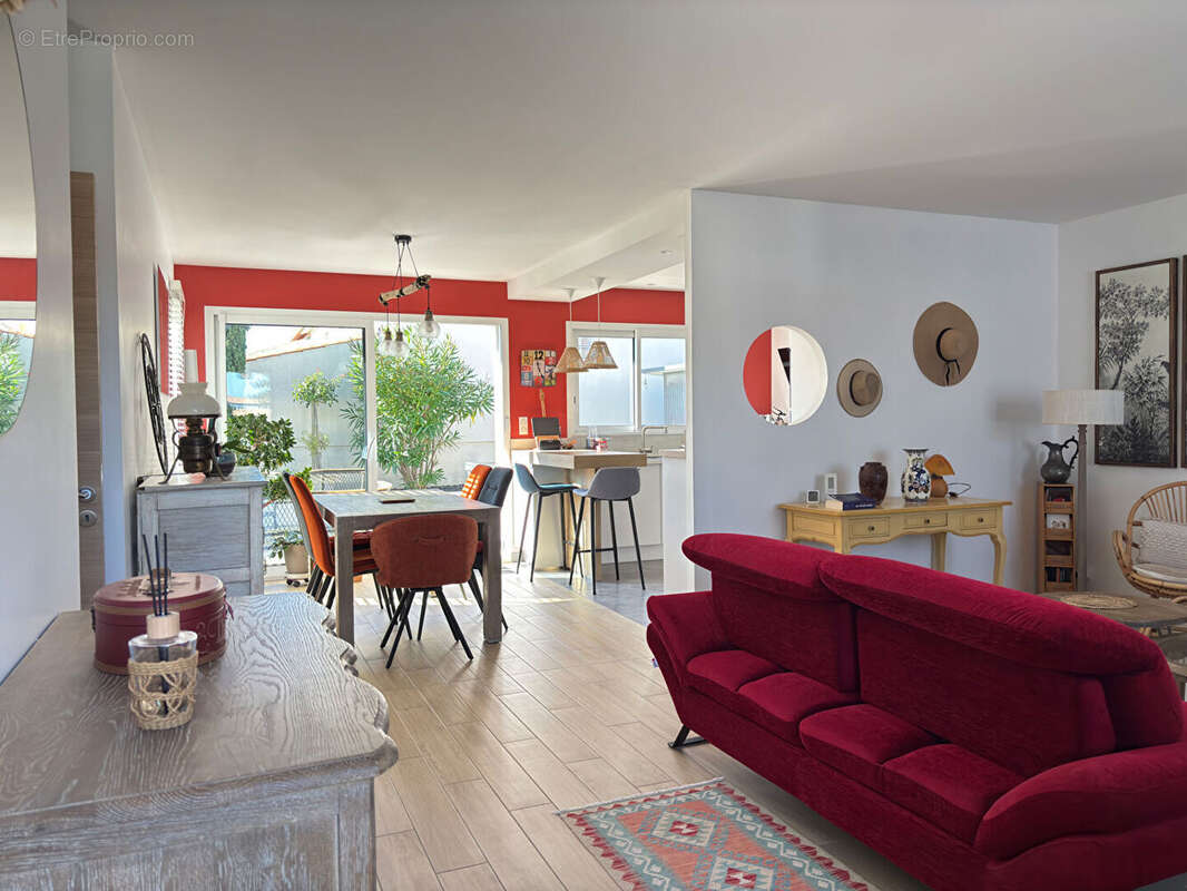 Maison à SAINT-SULPICE-DE-ROYAN