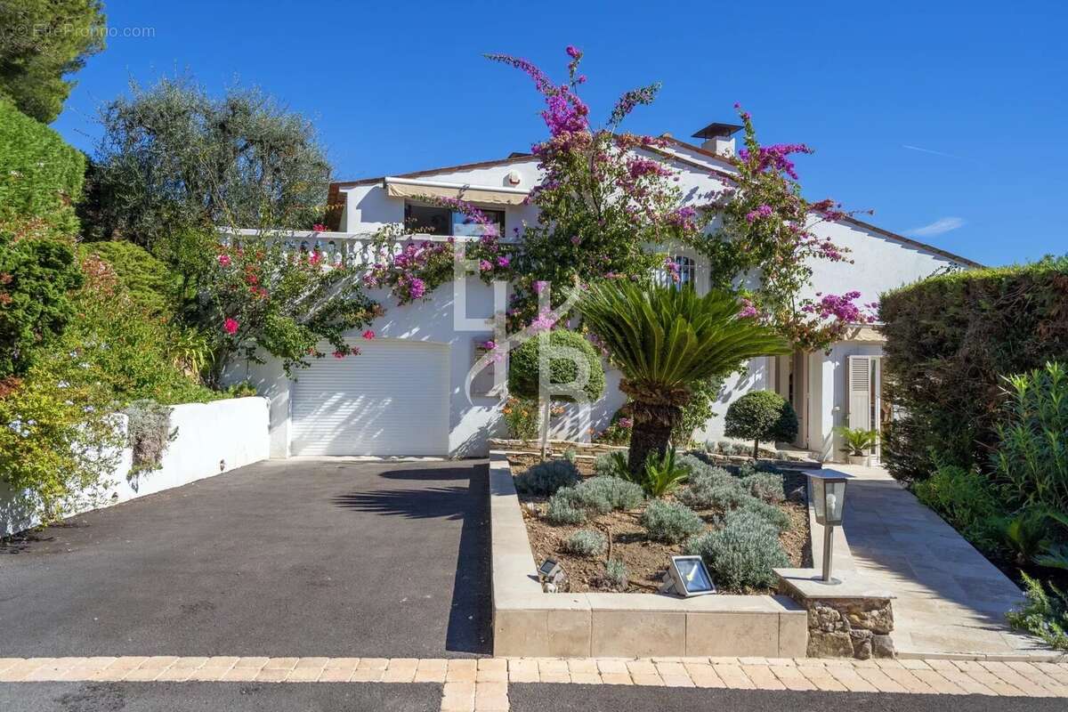 Achat / Vente villa Mougins vue village - photo 22