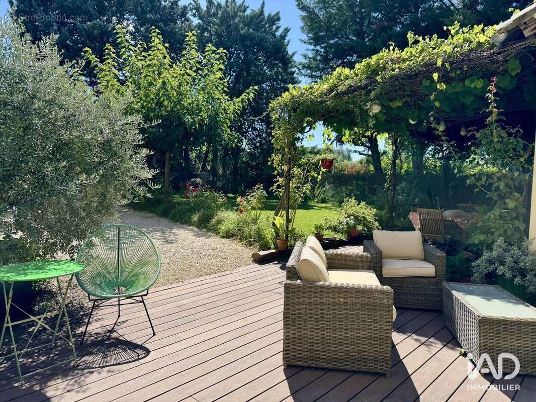 Photo 6 - Maison à ROBION