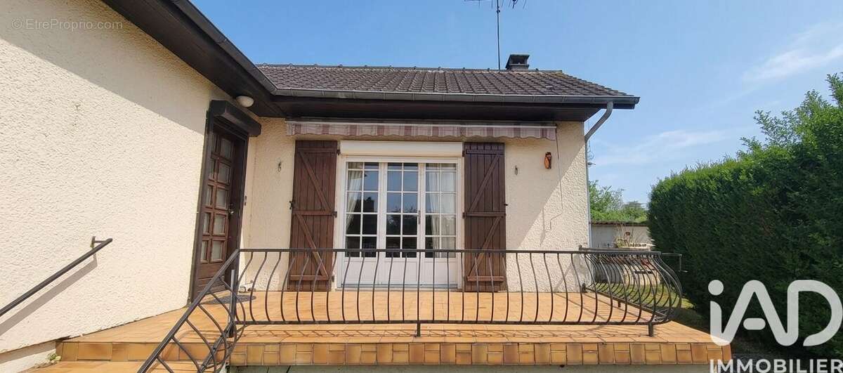 Maison 82 m² à Venables  - photo 2