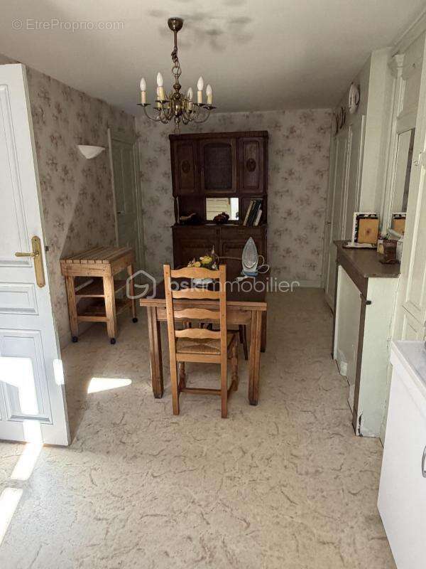 Appartement à RENAISON