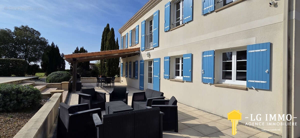 Maison à MORTAGNE-SUR-GIRONDE