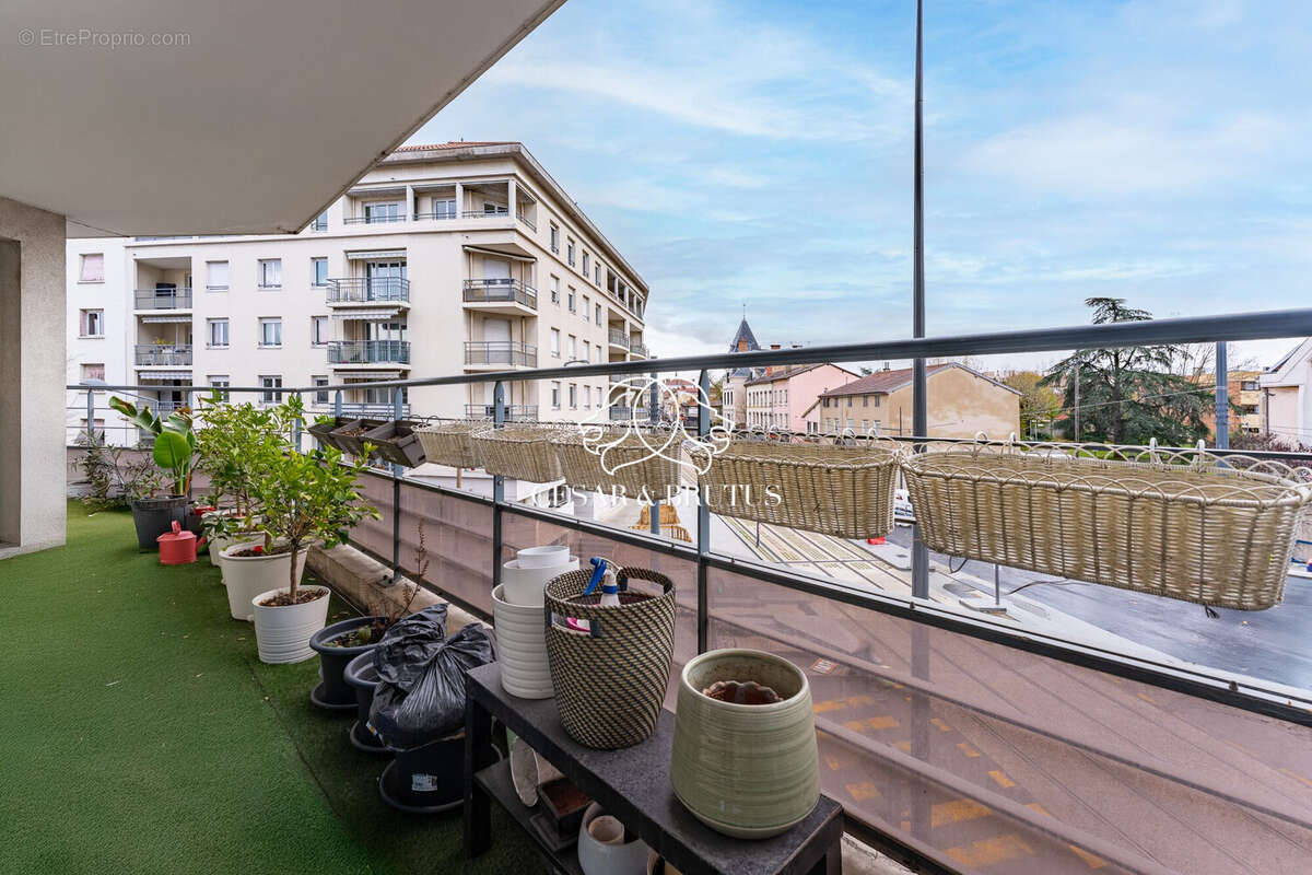 Appartement à VILLEURBANNE