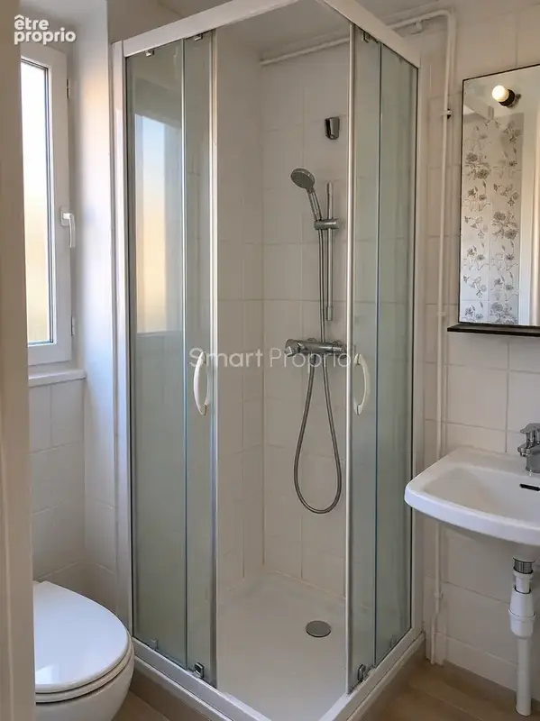 Montelimar 26200 - studio de 26 m2 - centre ancien - petite copropriete - sans travaux - photo 4
