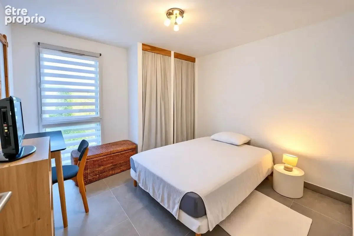 - Coup de Coeur - Magnifique appartement 3 pièces avec Piscine - Cannet Mairie - photo 6