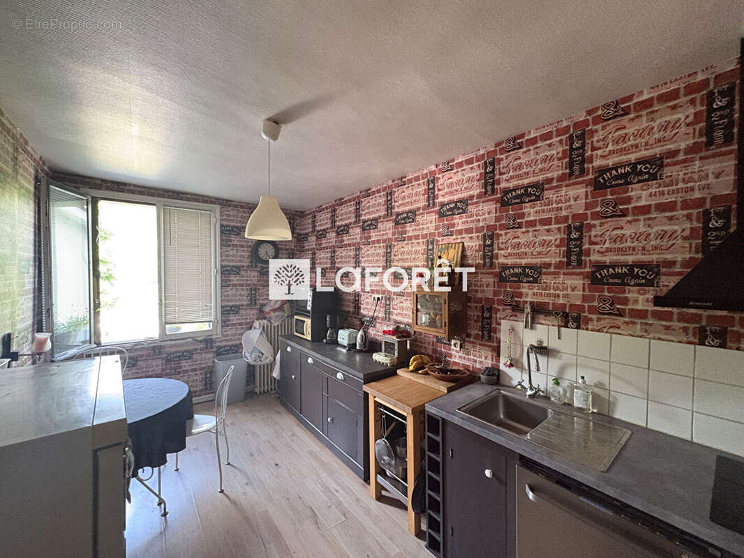 Local commercial vendu loué Sotteville Les Rouen 690 m2 - photo 8