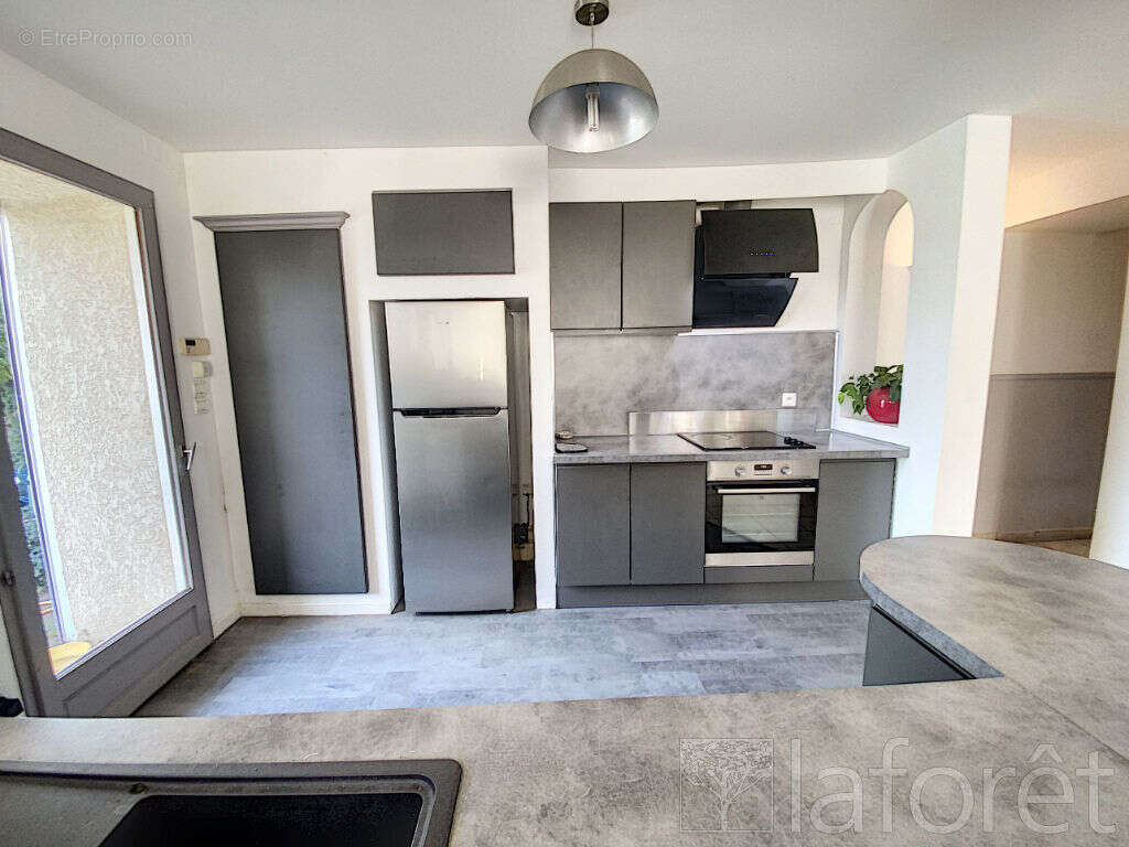 Maison à L'ISLE-D'ABEAU