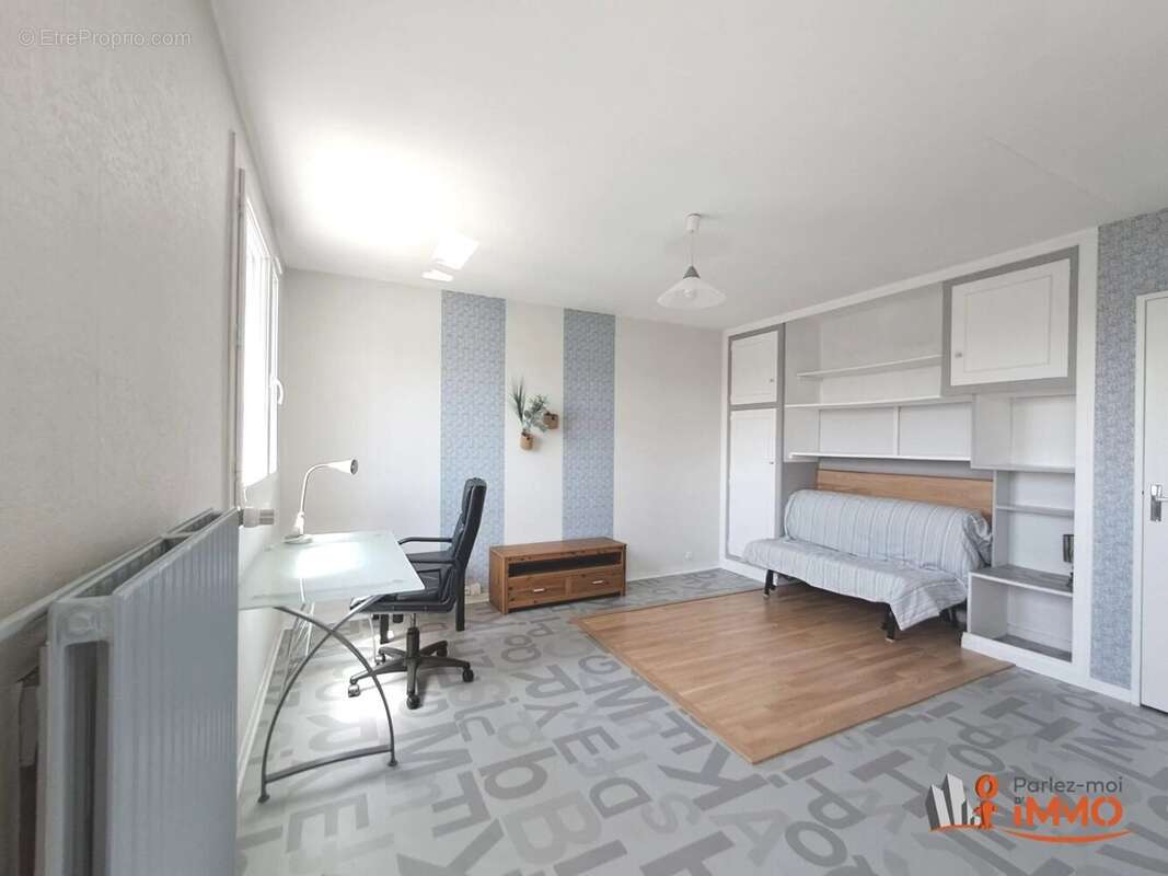 Appartement à SAINT-ETIENNE