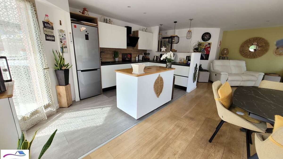 Appartement 80 m² à Mandelieu-La-Napoule  - photo 4