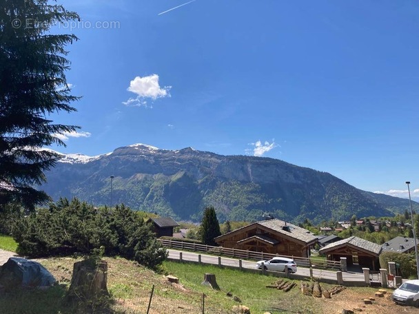 Appartement à ARACHES-LA-FRASSE