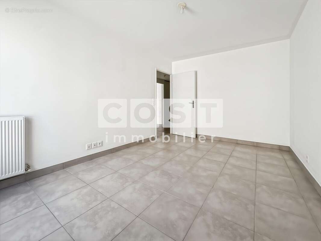 Appartement 45 m² à Asnieres-Sur-Seine  - photo 4