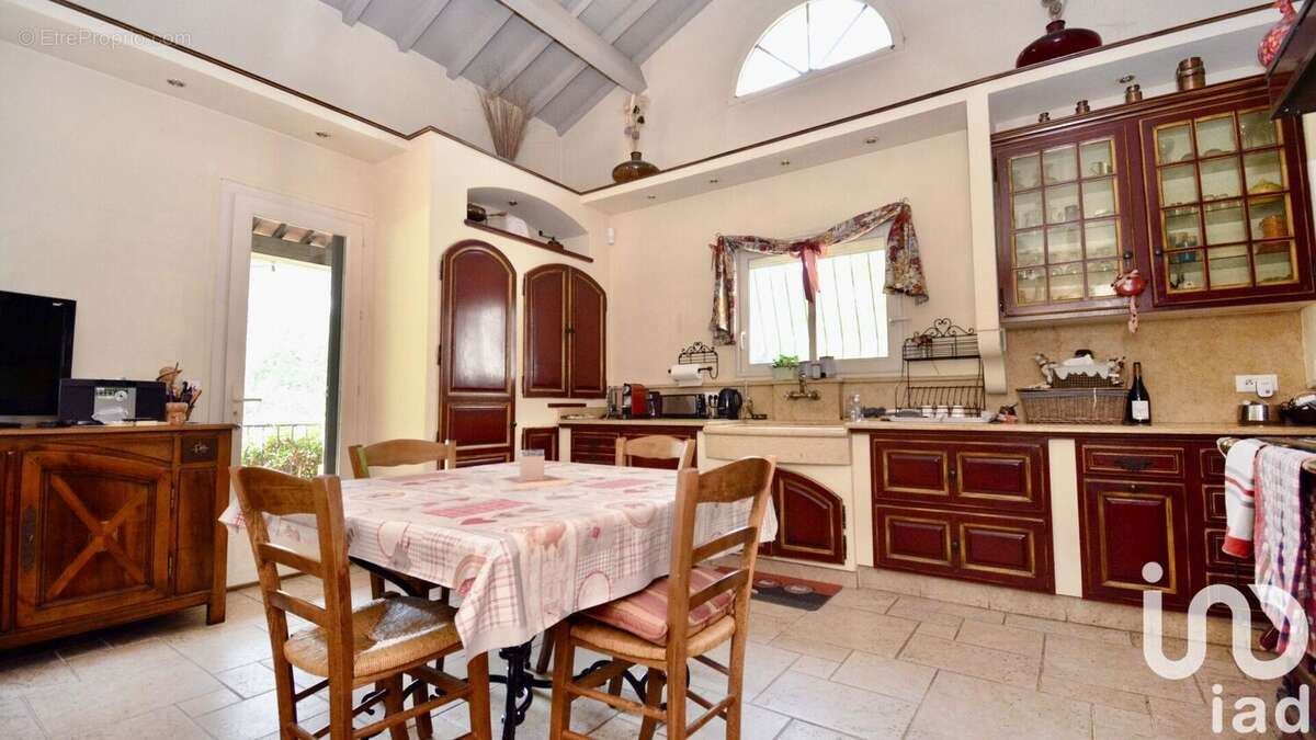 Photo 9 - Maison à SOLLIES-PONT