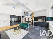 Photo 1 - Commerce à REMIREMONT