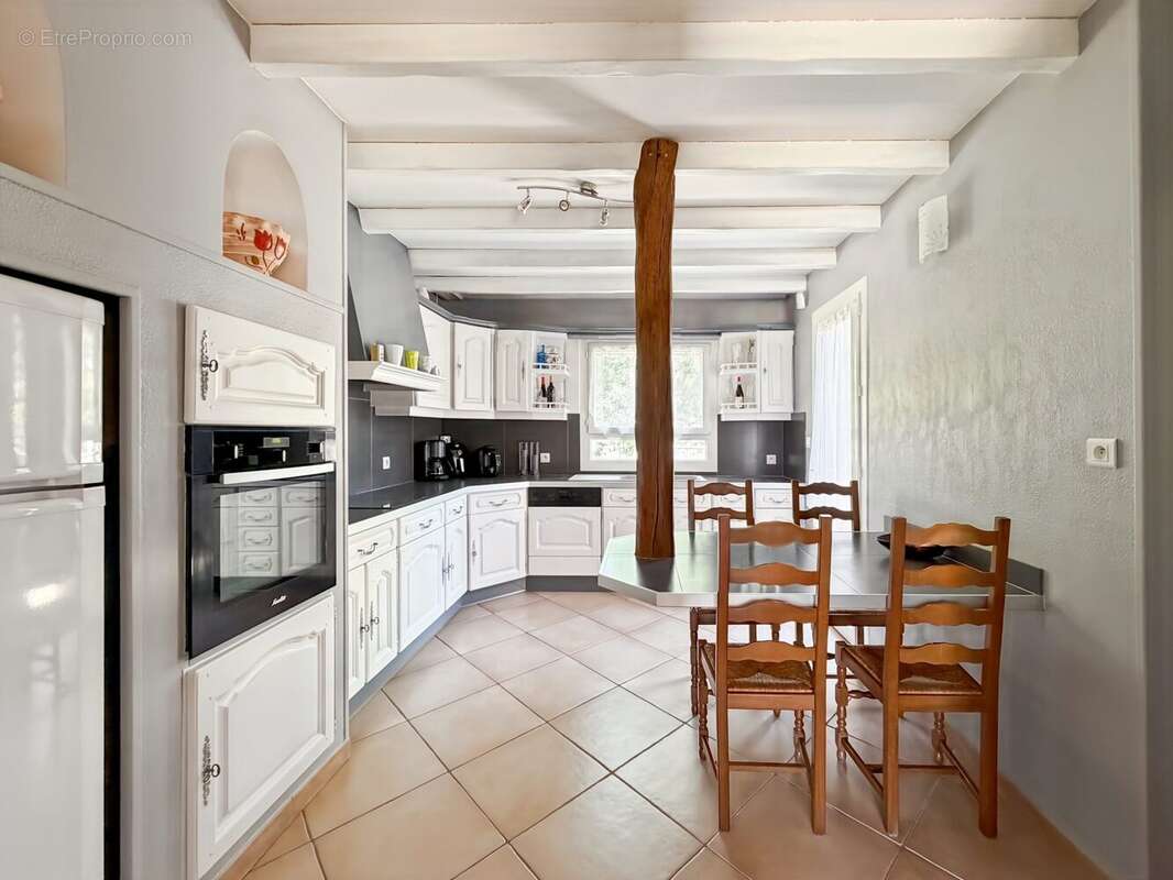 Maison 134 m² à Saint-Lys  - photo 4