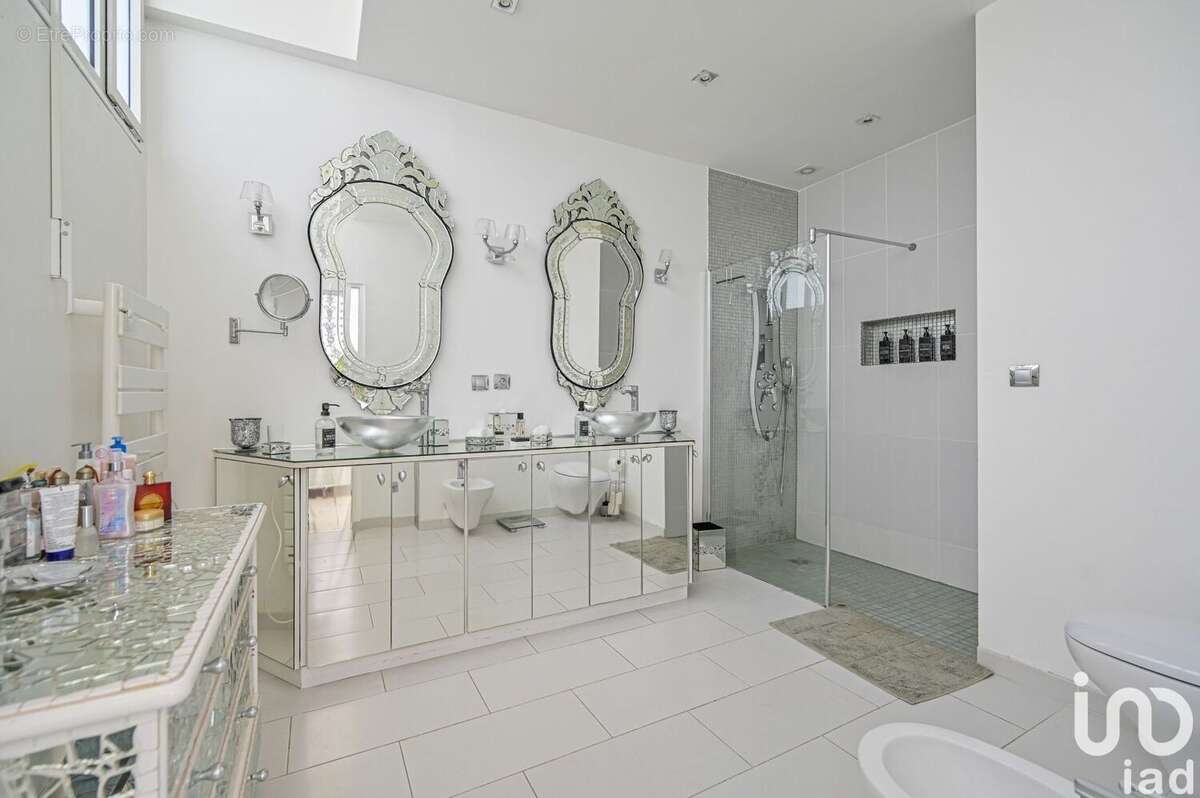 Maison 421 m² à Saint-Cloud  - photo 9