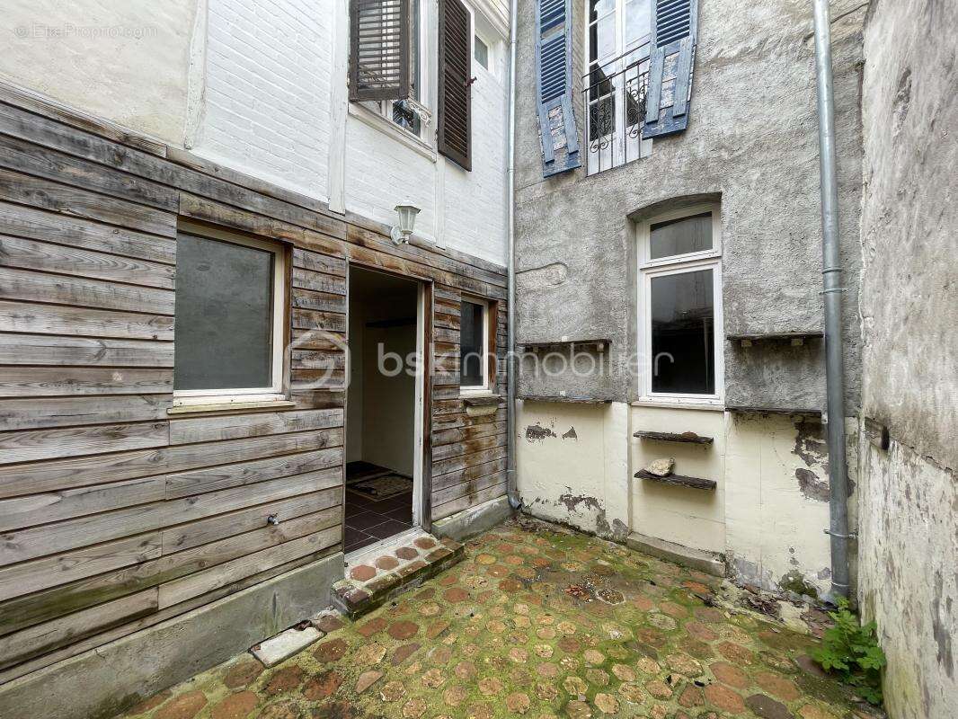 Maison à SENS