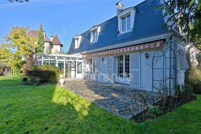 Un havre de paix dans le PARC à 15 mn à pied de la gare : Maison de famille 259 m² - photo 30