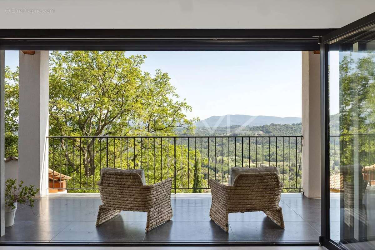 Maison à FAYENCE