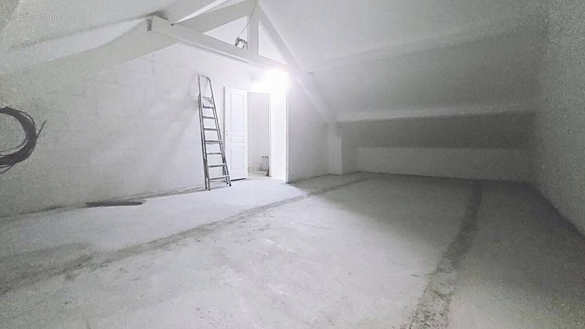 Photo 1 - Appartement à LA VILLE-DU-BOIS