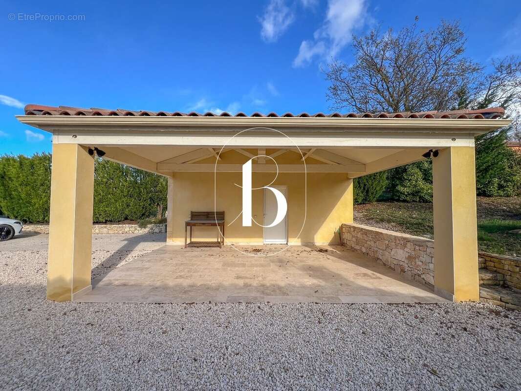 Maison à BARJAC