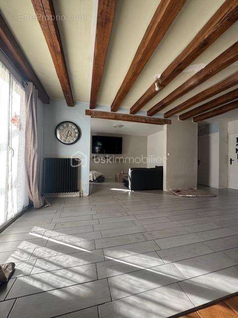 Maison à VILLECONIN