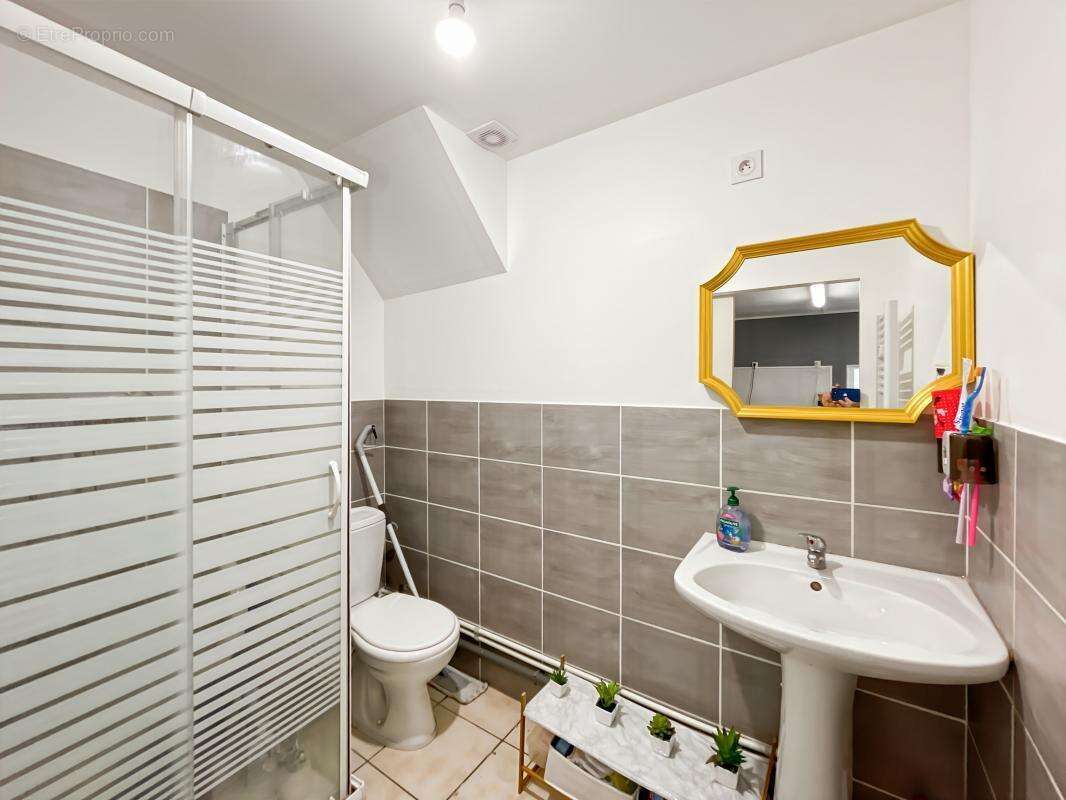 Maison à LAIGNEVILLE