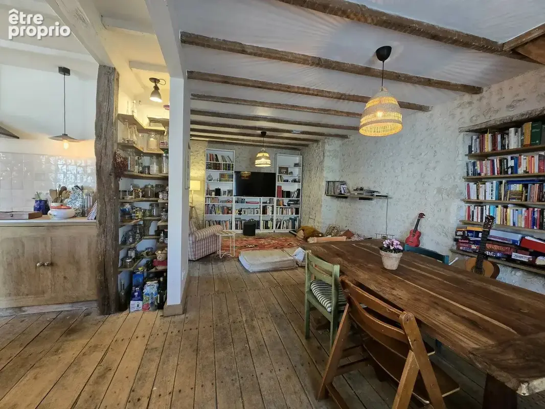 Maison 4 pièces 155 m² à vendre à Salles-Lavalette (16190) - photo 3