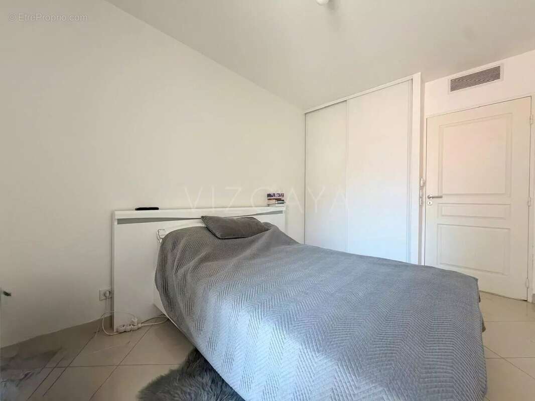 Appartement moderne de 3 pièces au centre d’Antibes - photo 8