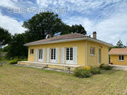 Maison à GRAYAN-ET-L'HOPITAL