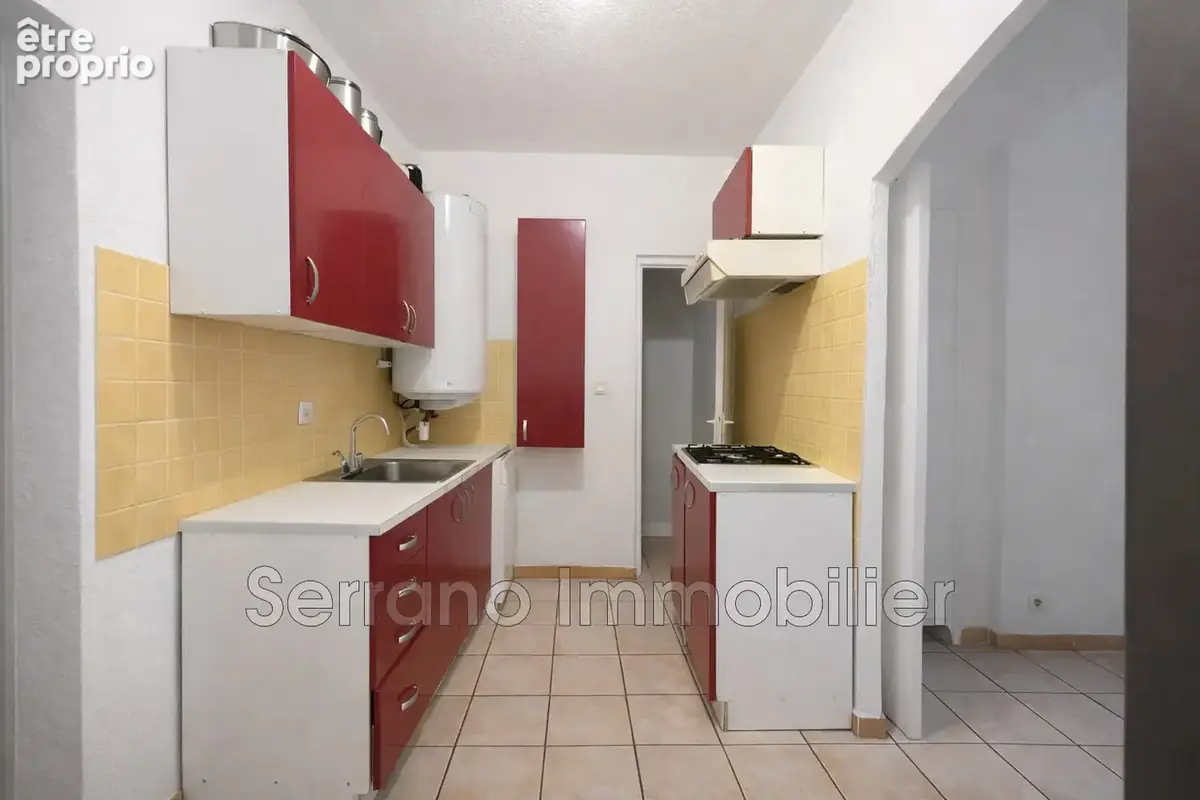 Appartement 3 pièces 50 m² à vendre à Tarascon (13150) - photo 2