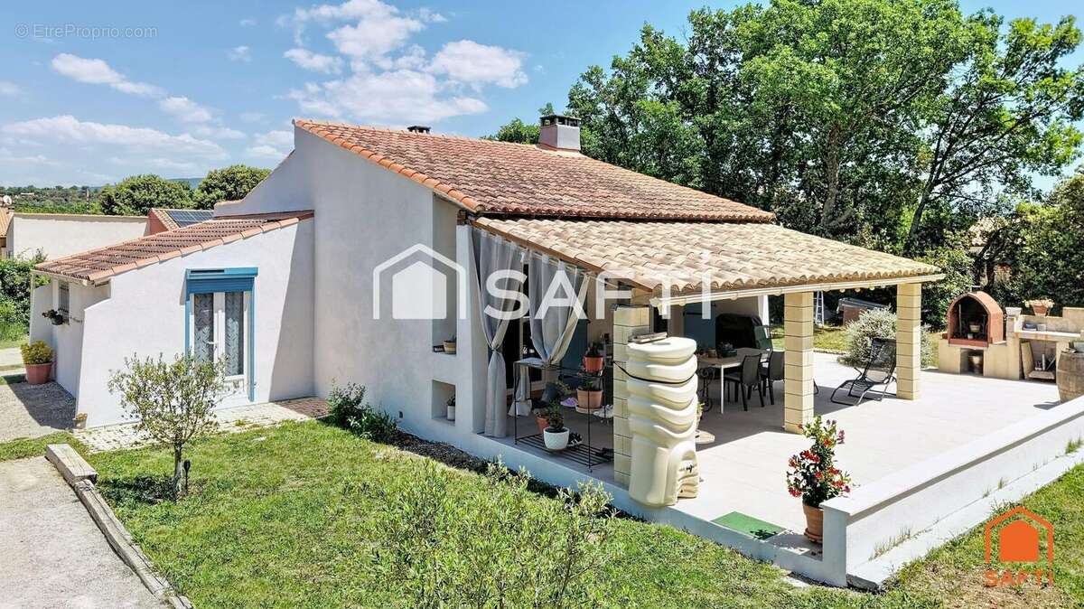 Photo 2 - Maison à REGUSSE