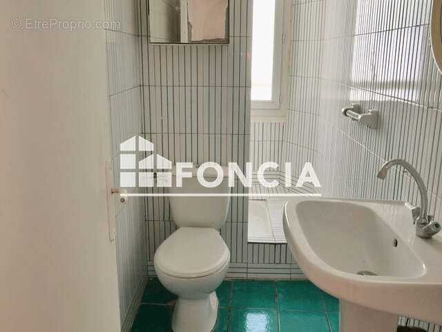 Maison à SAINT-LAURENT-DE-CERDANS