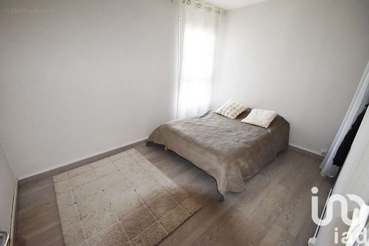 Photo 3 - Appartement à VILLENEUVE-SAINT-GEORGES
