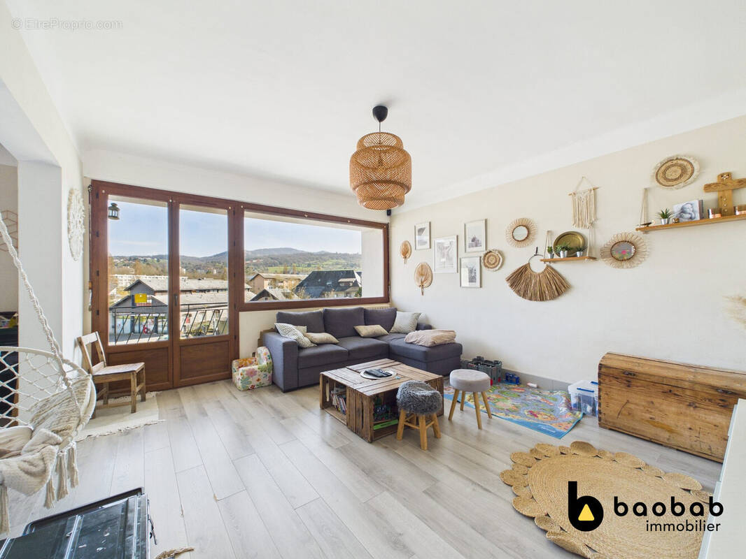Appartement à COGNIN