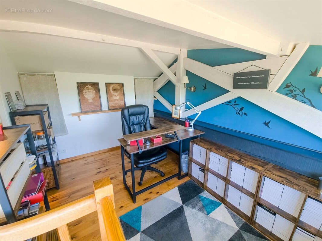 Maison à SAINTE-MAURE-DE-PEYRIAC