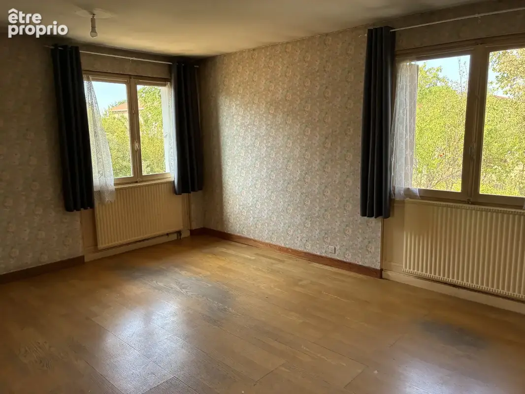 Pavillon individuel sur sous-sol complet, avec grand terrain et dépendances. - photo 16