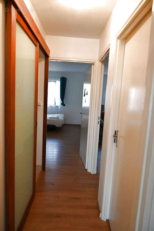 Photo 7 - Appartement à SAINT-DENIS