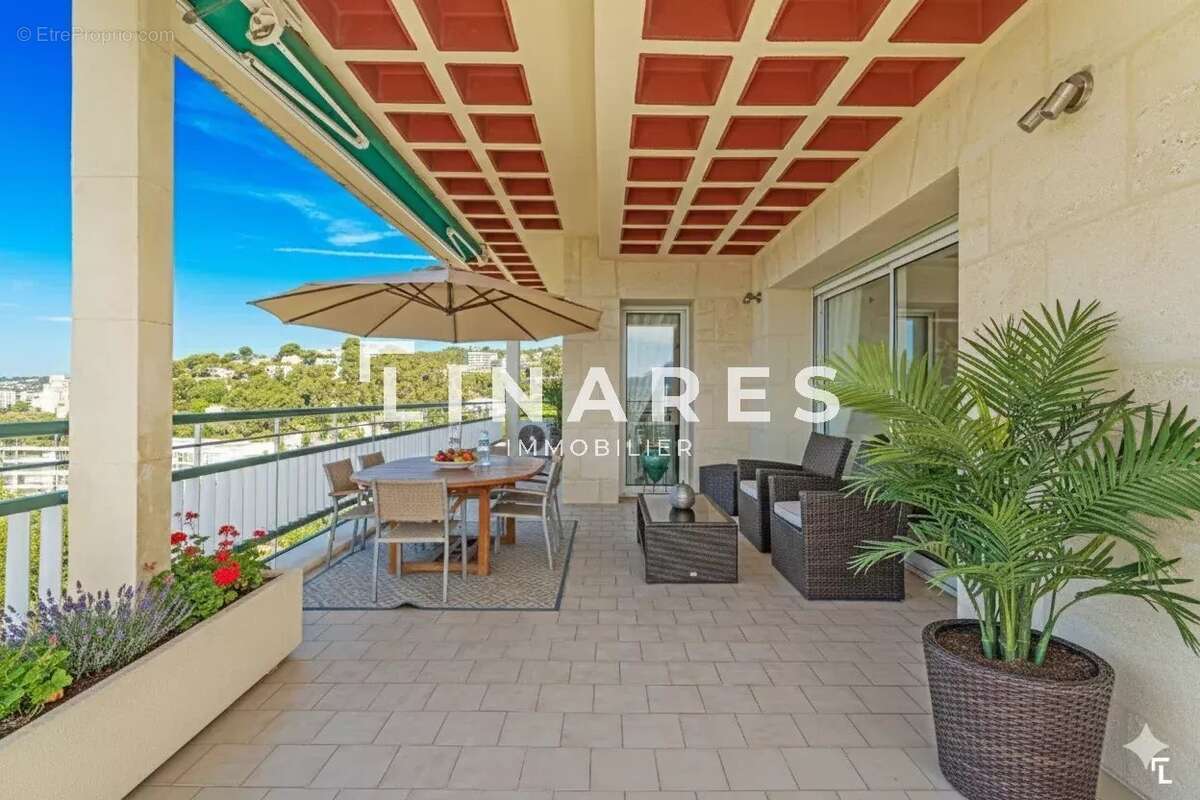 Appartement à MARSEILLE-8E
