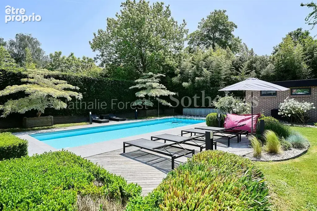 EXCLUSIVITÉ – Croix, splendide maison contemporaine ,4 ch, piscine extérieure. - photo 2
