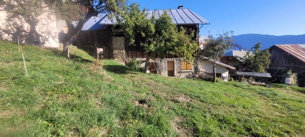 Maison à LA LECHERE