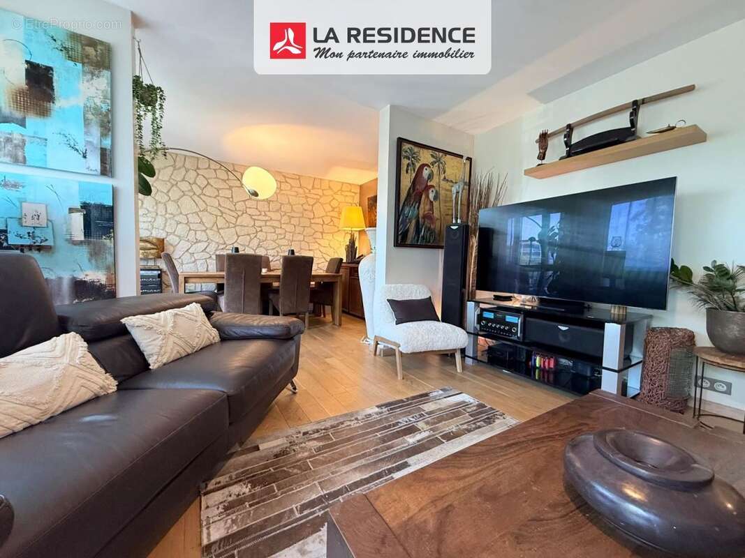 Appartement 79 m² à Velizy-Villacoublay  - photo 2